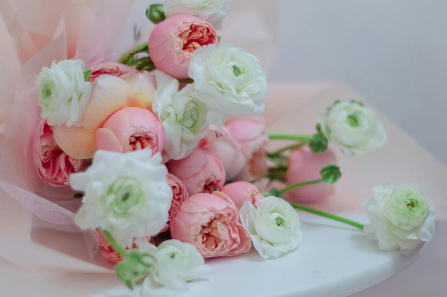 Professional Bouquet Wrapping Techniques